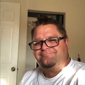 Meet your Posher, Erik